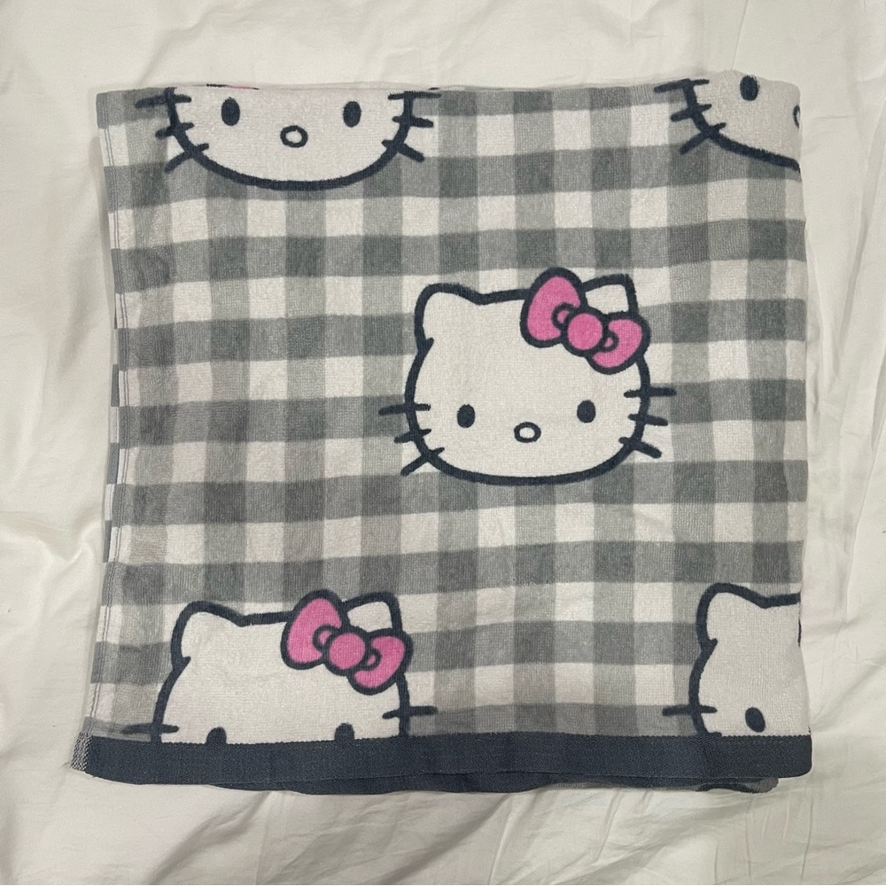 Hello Kitty Beach Towel